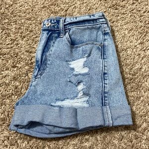 Womens Holister vintage high rise mom jean shorts